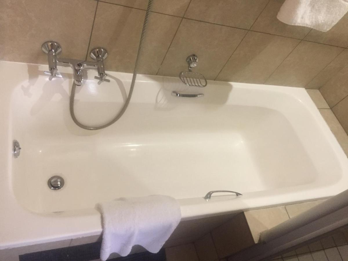 Mabungubwe Hotel Apartments - Home Away From Home Johannesburg Luaran gambar