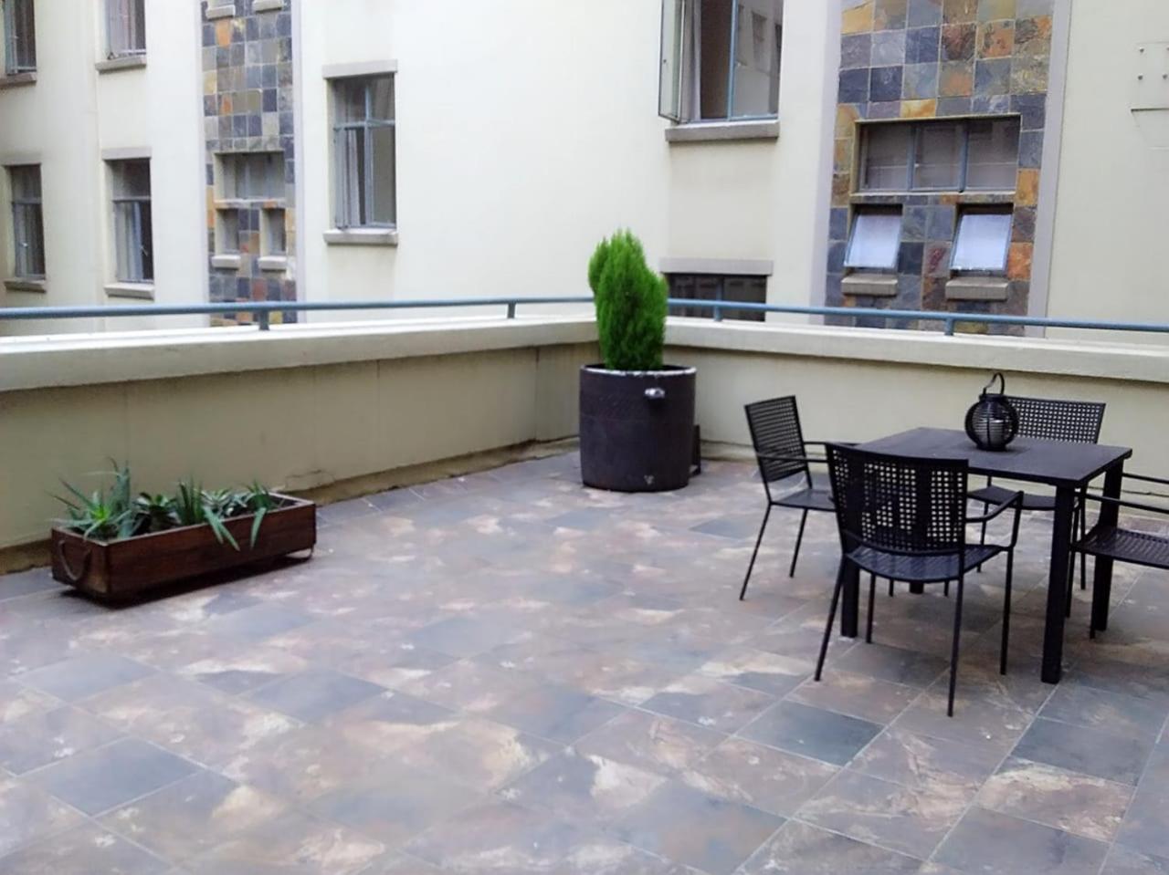Mabungubwe Hotel Apartments - Home Away From Home Johannesburg Luaran gambar